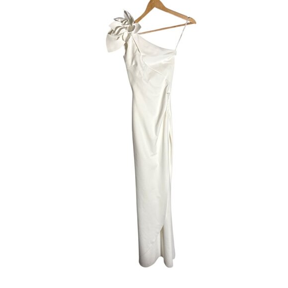 NWT Chiara Boni La Petite Robe Gosia One-Shoulder Gown in White Size 2 - Picture 3 of 13